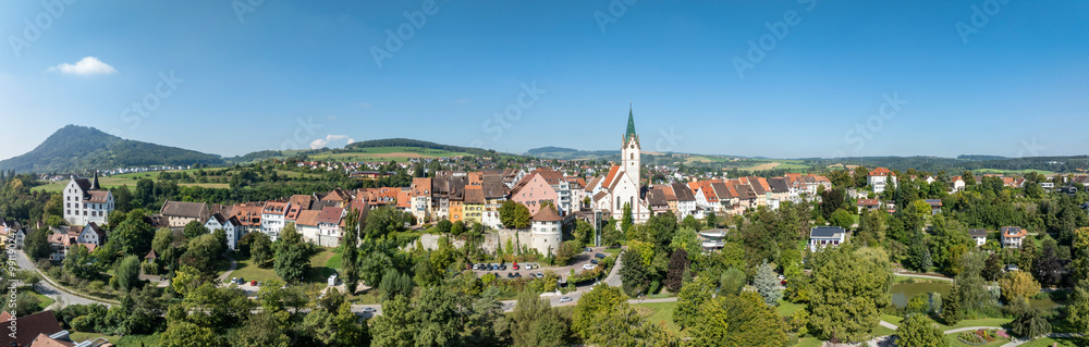 Luftbild von der Stadt Engen im Hegau Luftbild von der Stadt Engen im Hegau