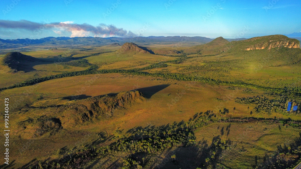 Naklejka premium landscape with mountains
