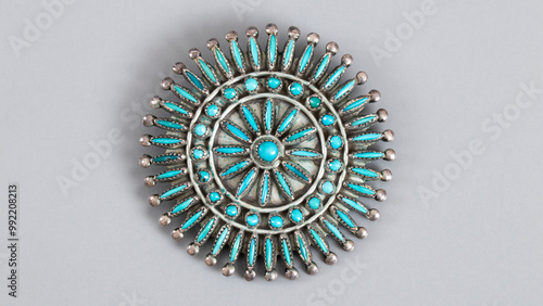 Fotografie Big old blue brooch with American turquoises in silver