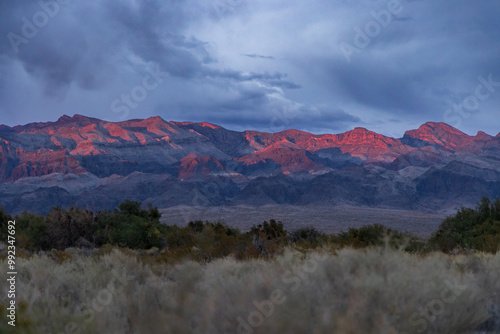 Photography sunset in the mountains