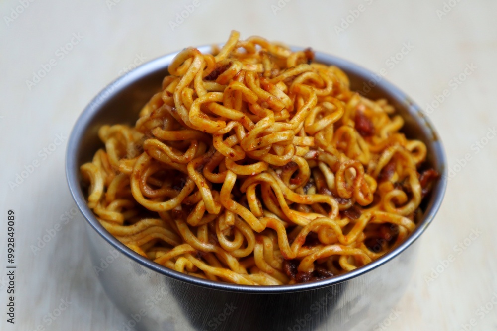 Korean spicy chicken flavor instant ramen noodles Korean spicy chicken flavor instant ramen noodles