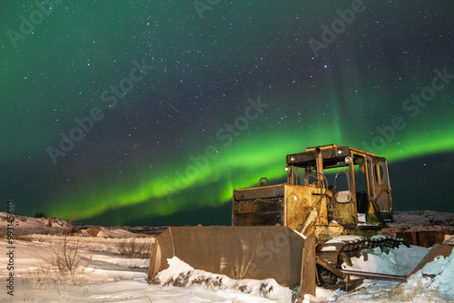 Tractor background on the Aurora