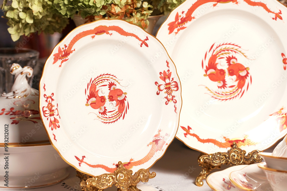 Collectible porcelain set of the Red Dragon ser
The works of the famous Meissen manufactory are unique pieces of art of high artistic level and royal style, having world renown and collectible value