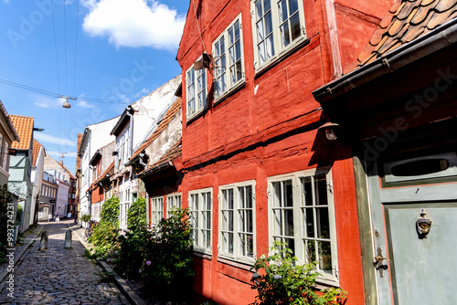Foto Colorful houses on the old street of the city of Elsinore, Denmark