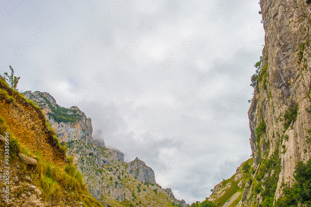 View of the fascinating variety of the mountains of the Peaks of Europe in the Parque Nacional Picos de Europa, Cabrales, Asturias, Spain, September 10, 2024 View of the fascinating variety of the mountains of the Peaks of Europe in the Parque Nacional Picos de Europa, Cabrales, Asturias, Spain, September 10, 2024