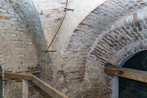 Tableau sur toile The vaulted ceilings in the old red brick building