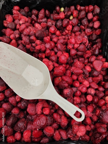 red currant jam