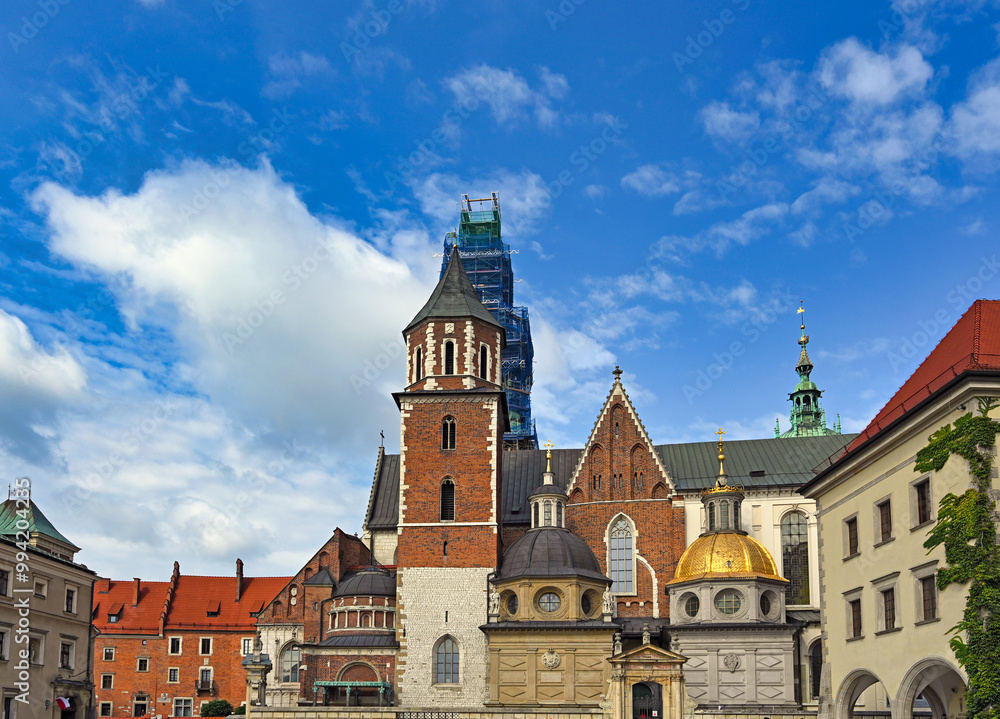 Fototapeta premium Royal Cathedral Wawel Castle in Krakow