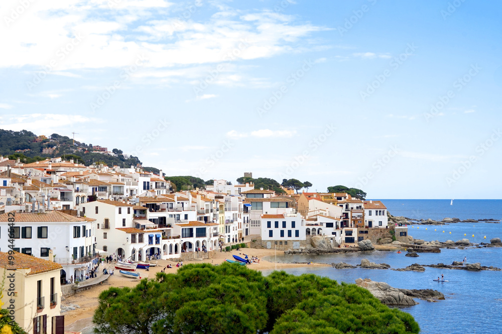 Fototapeta premium Calella de Palafrugell: view to the beaches and coast, beautiful white historic houses at the Mediterranean Sea, Costa Brava, Girona, Catalonia, Spain 