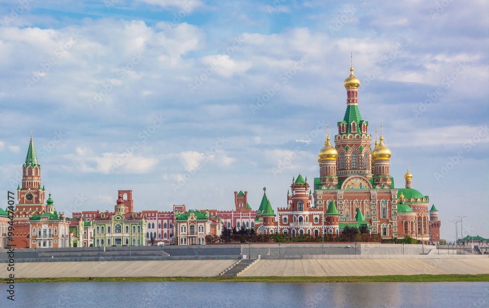 Fototapeta premium Annunciation Cathedral on the embankment of Yoshkar-Ola