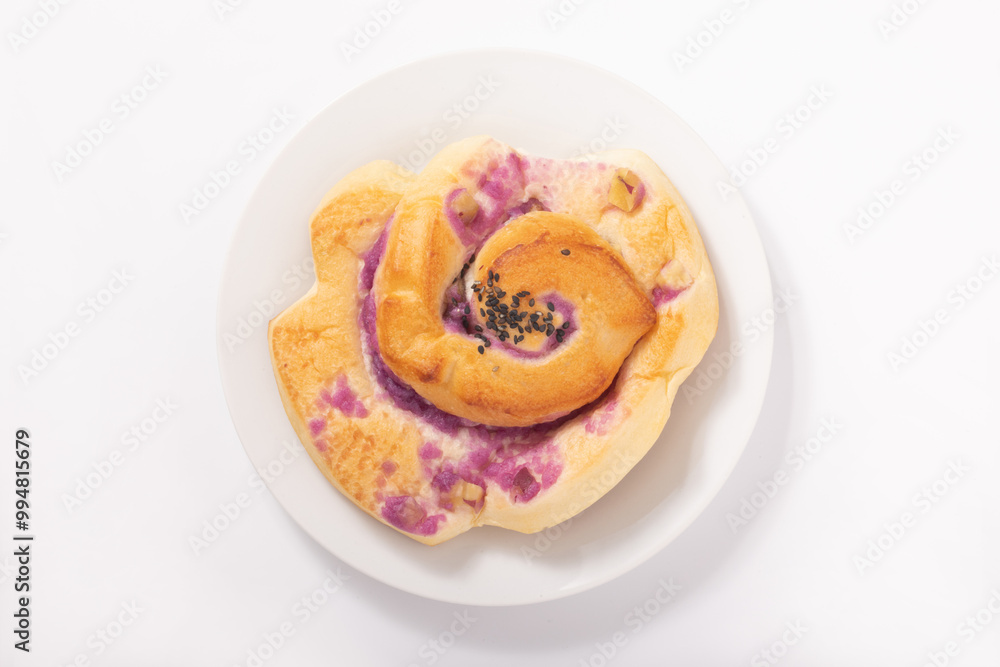 紫いもパン 紫いもパン