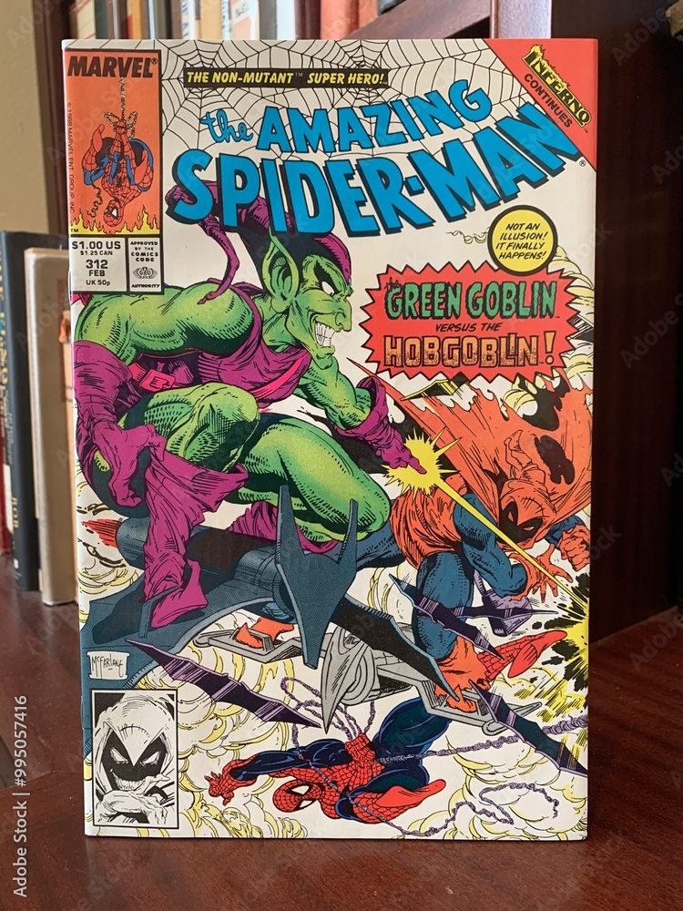 Naklejka premium Seattle, WA, USA September 25, 2024 The Amazing Spiderman 312 