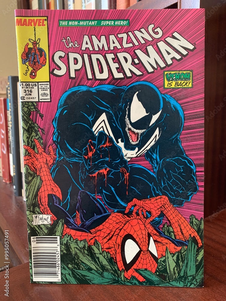 Naklejka premium Seattle, WA, USA September 25, 2024 The Amazing Spiderman 316 