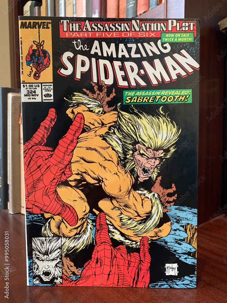 Naklejka premium Seattle, WA, USA September 25, 2024 The Amazing Spiderman 324 