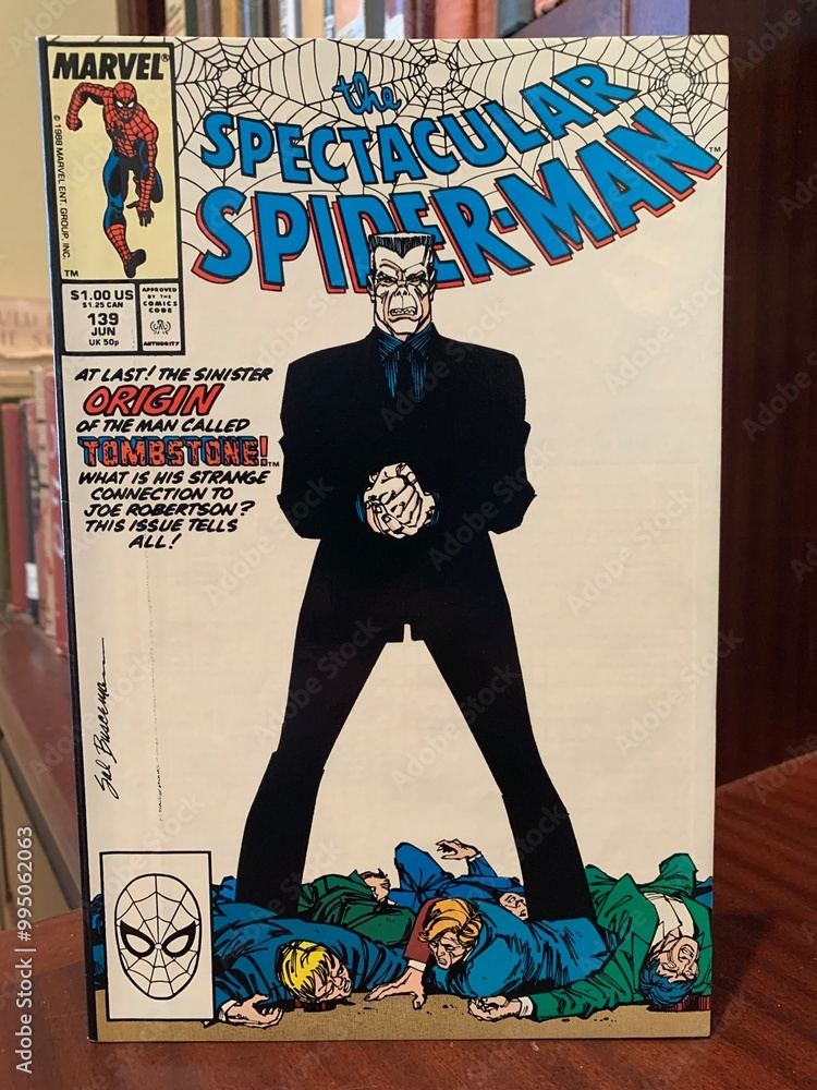 Obraz premium Seattle, WA, USA September 25, 2024 The Spectacular Spiderman 139