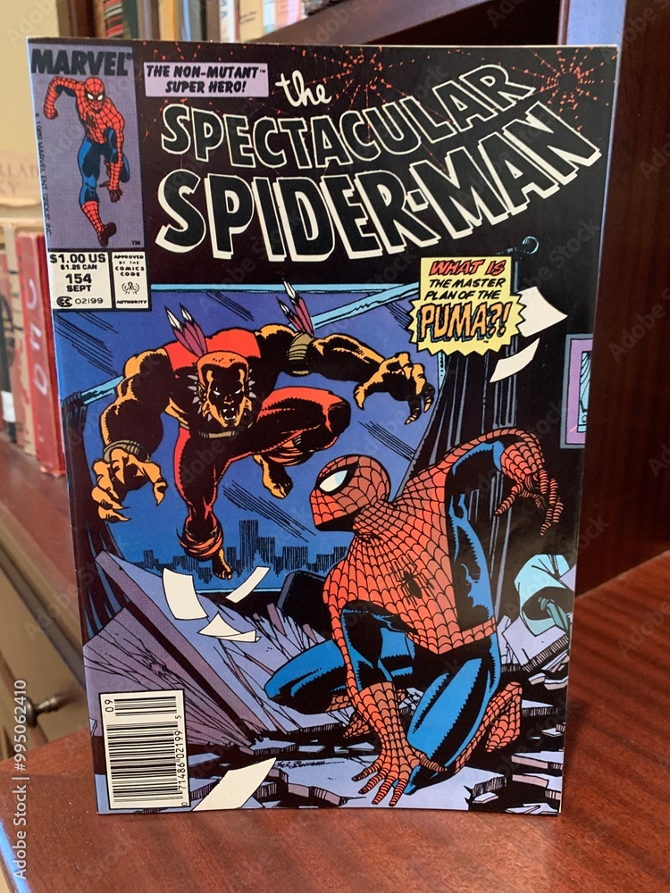 Obraz premium Seattle, WA, USA September 25, 2024 The Spectacular Spiderman 154