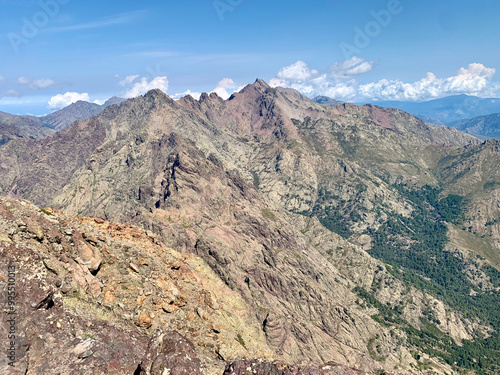 Vue du Monte Cinto depuis le sommet de la Paglia Orba en Corse