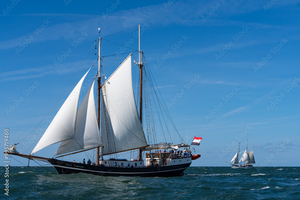 Hansesail, Traditionssegler unter Segeln Hansesail, Traditionssegler unter Segeln