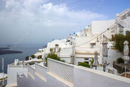 Obraz na płótnie White architecture of Fira (Thira) town on Santorini island, Greece w salonie