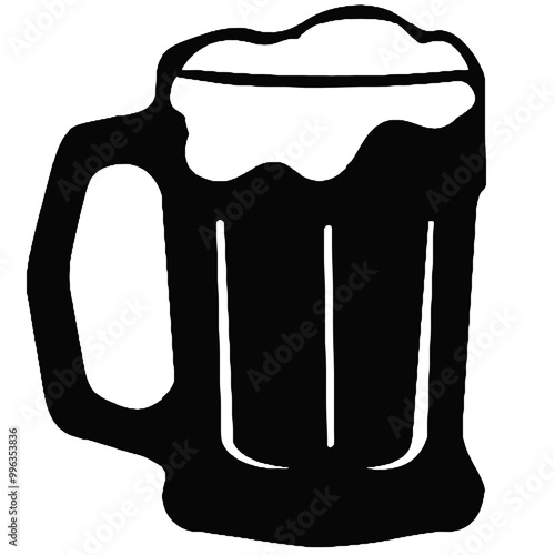 Foamy Pint Glass Silhouette – Black and White Vector Illustration on Transparent Background