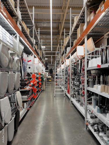 Obraz na plátně Warehouse aisle of building materials, hardware store