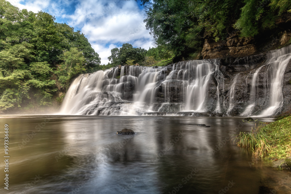 Fototapeta premium 台風一過 水量が増した栃木のナイアガラ 