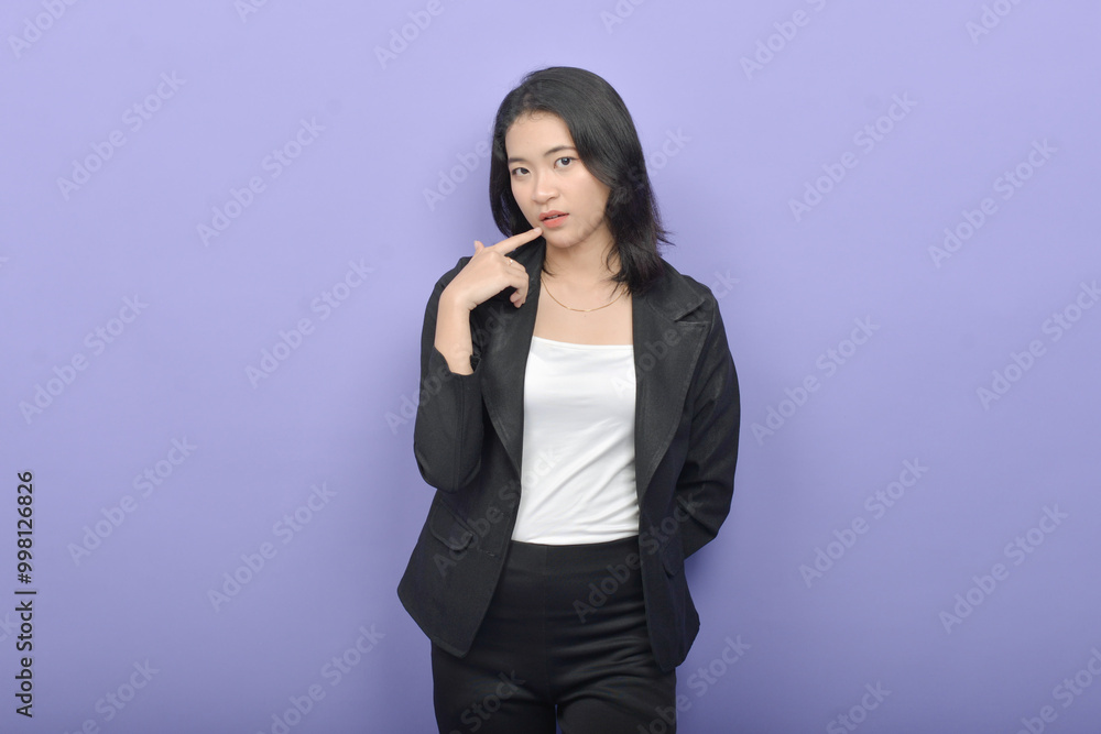 Asian Business Woman Wearing a Black Suit Asian Business Woman Wearing a Black Suit