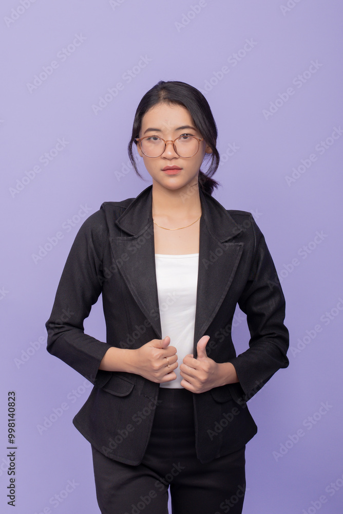 Asian Business Woman Wearing a Black Suit Asian Business Woman Wearing a Black Suit