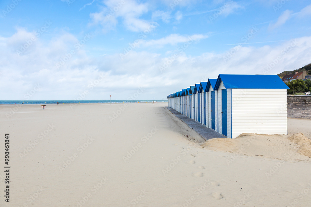 Beach cabins at Boulogne-sur-Mer, France Beach cabins at Boulogne-sur-Mer, France