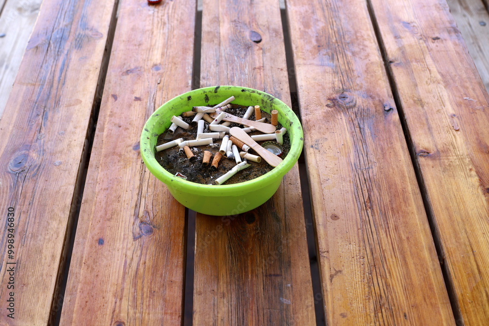 Ashtray for cigarettes and ash when smoking. Ashtray for cigarettes and ash when smoking.