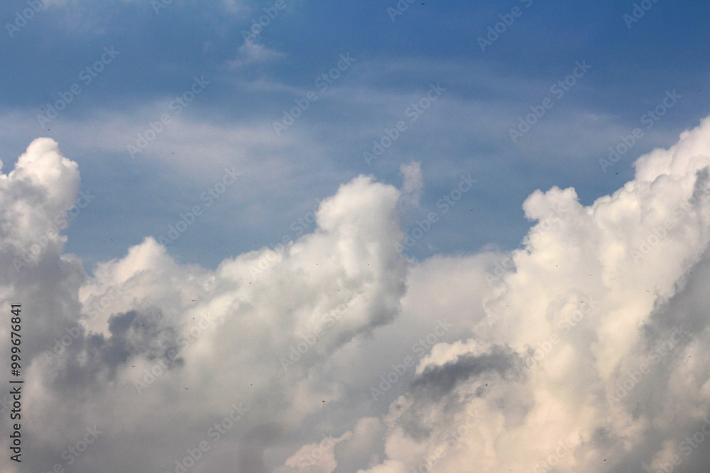 a cloud that is in the sky a cloud that is in the sky