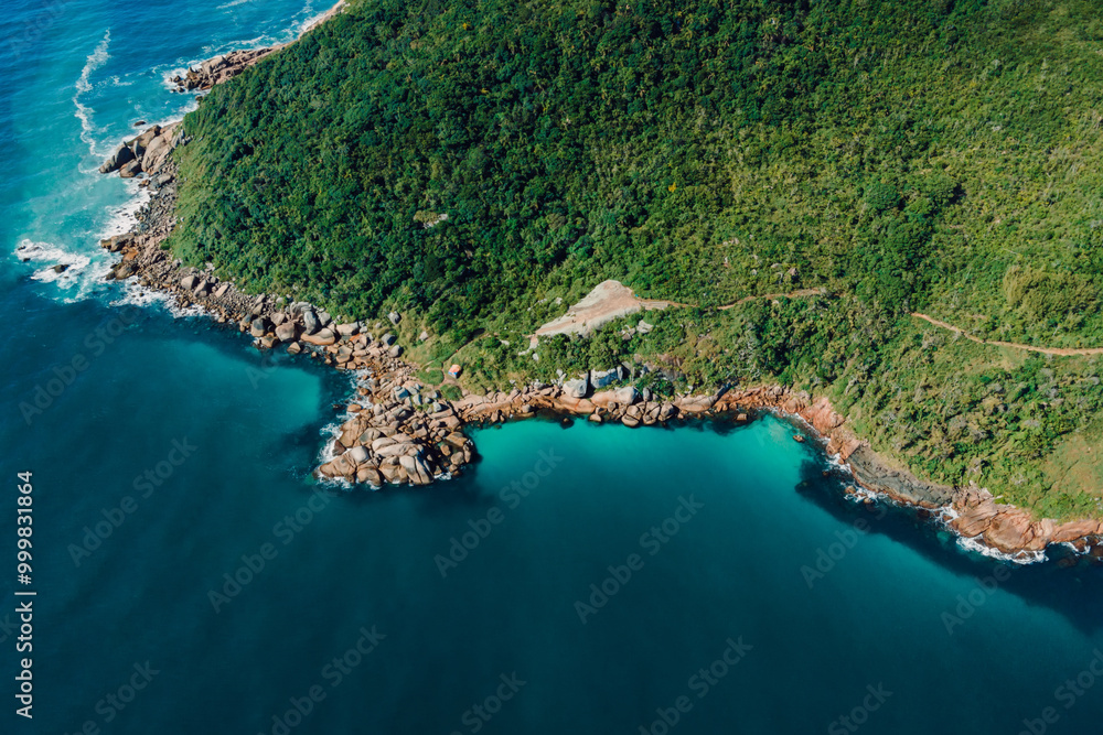 Obraz premium Drone view of coastline with blue Atlantic ocean in Brazil.