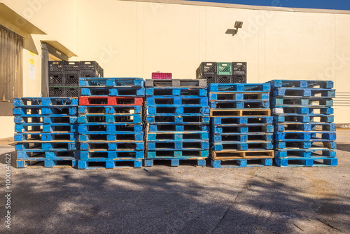 Blue Wood Pallets
