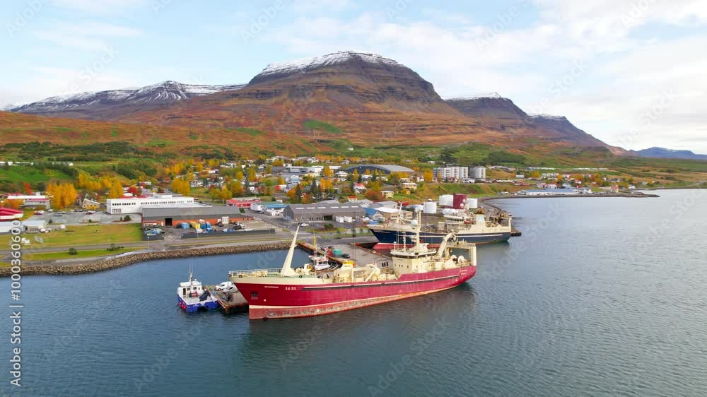 Iceland Town Mountain Bay Reydarfjordur 5 Iceland Town Mountain Bay Reydarfjordur 5