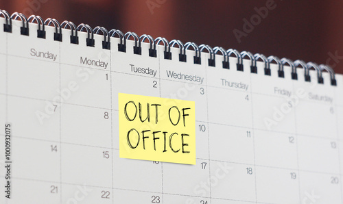 Φωτογραφία Out of office - memo on office calendar