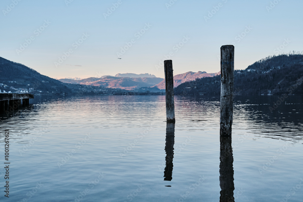 Vista sul Lago di Caldonazzo al tramonto. Vista sul Lago di Caldonazzo al tramonto.