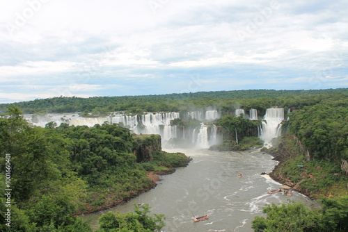 Foz do Iguaçu Falls, Brazil photo