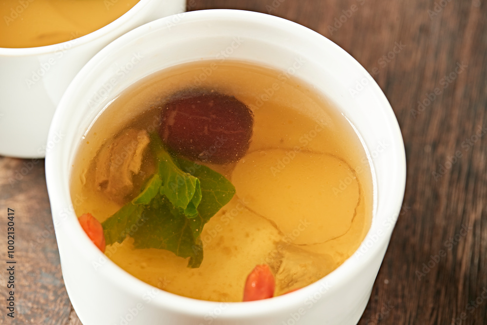 Gastrodia pigeon soup Gastrodia pigeon soup