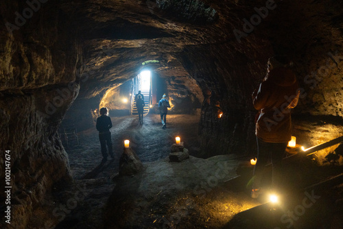 Konstfotografi Caves of Hella in Iceland