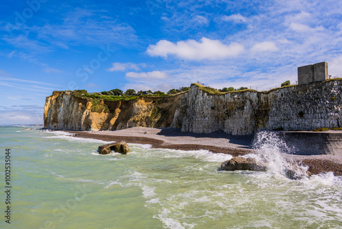 Le bunker renversé de Hautot-sur-Mer photo