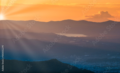 Photography Lake Kawaguchiko with autumn foliage at sunrise in Fujikawaguchiko, Japan