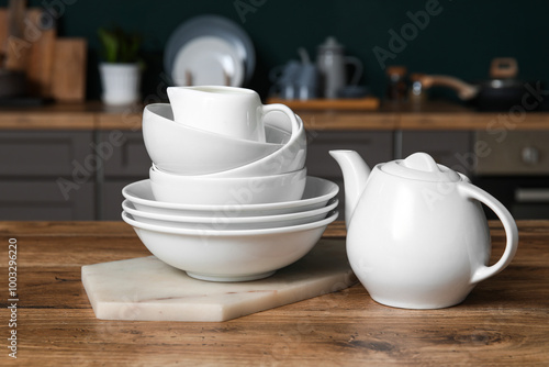 Clean white ceramic teapot ...