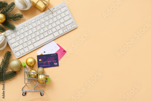 Christmas online shopping w...