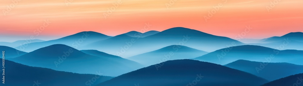Obraz premium Serene Sunrise Over Peaceful Mountain Range
