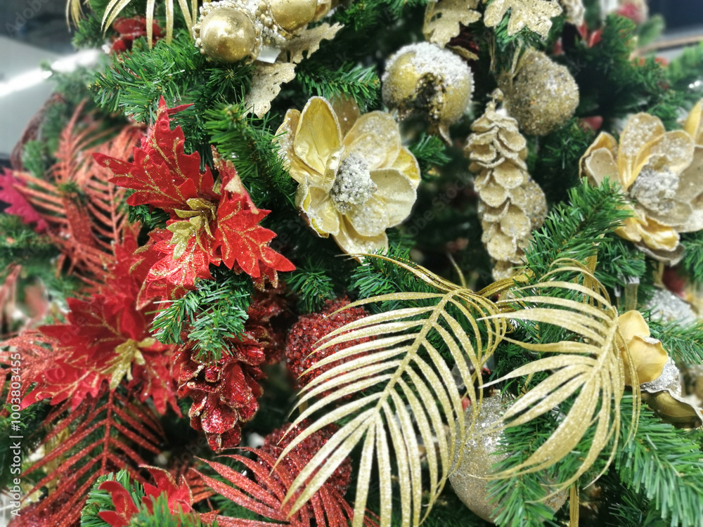 Fototapeta premium Christmas tree decorated with Pine Cone And Branches. Closeup cone