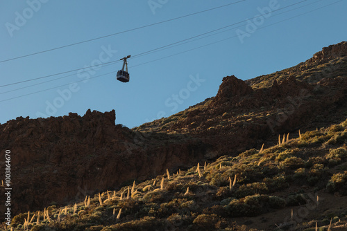 Obraz na płótnie La Ruleta Vista Point with a spectacular views of Teide volcano. This is easy access place to see this mountain. w salonie