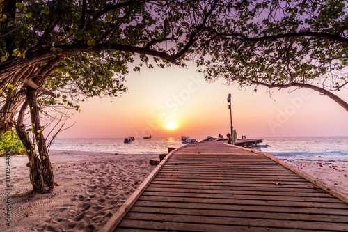 Sonnenaufgang Malediven Insel