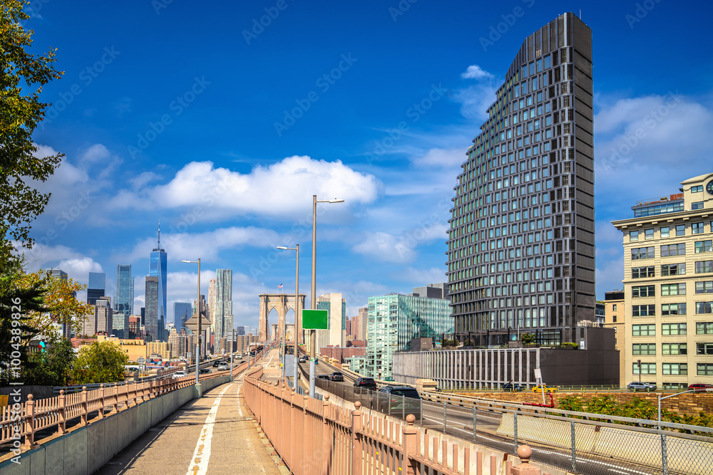 Brooklyn bridge and New York City skyline view