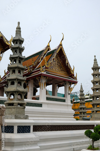 Wallpaper Mural Buddhist temple, Bangkok, Thailand Torontodigital.ca