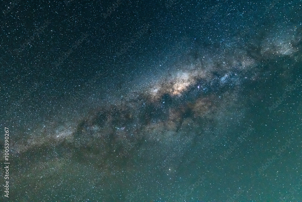 Fototapeta premium Celestial Wonders: Stargazing and Capturing the Milky Way